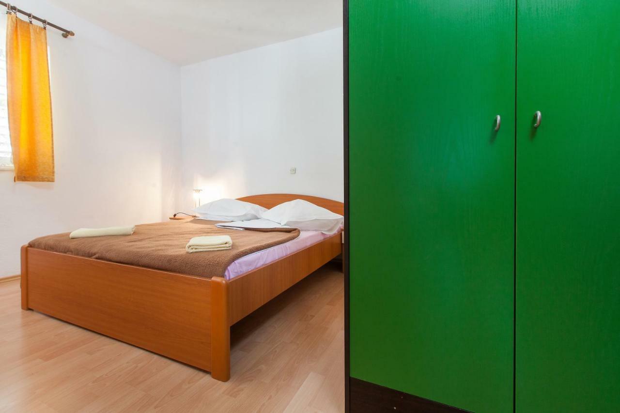 Apartmani Ivica Krzanic 포드고라 외부 사진